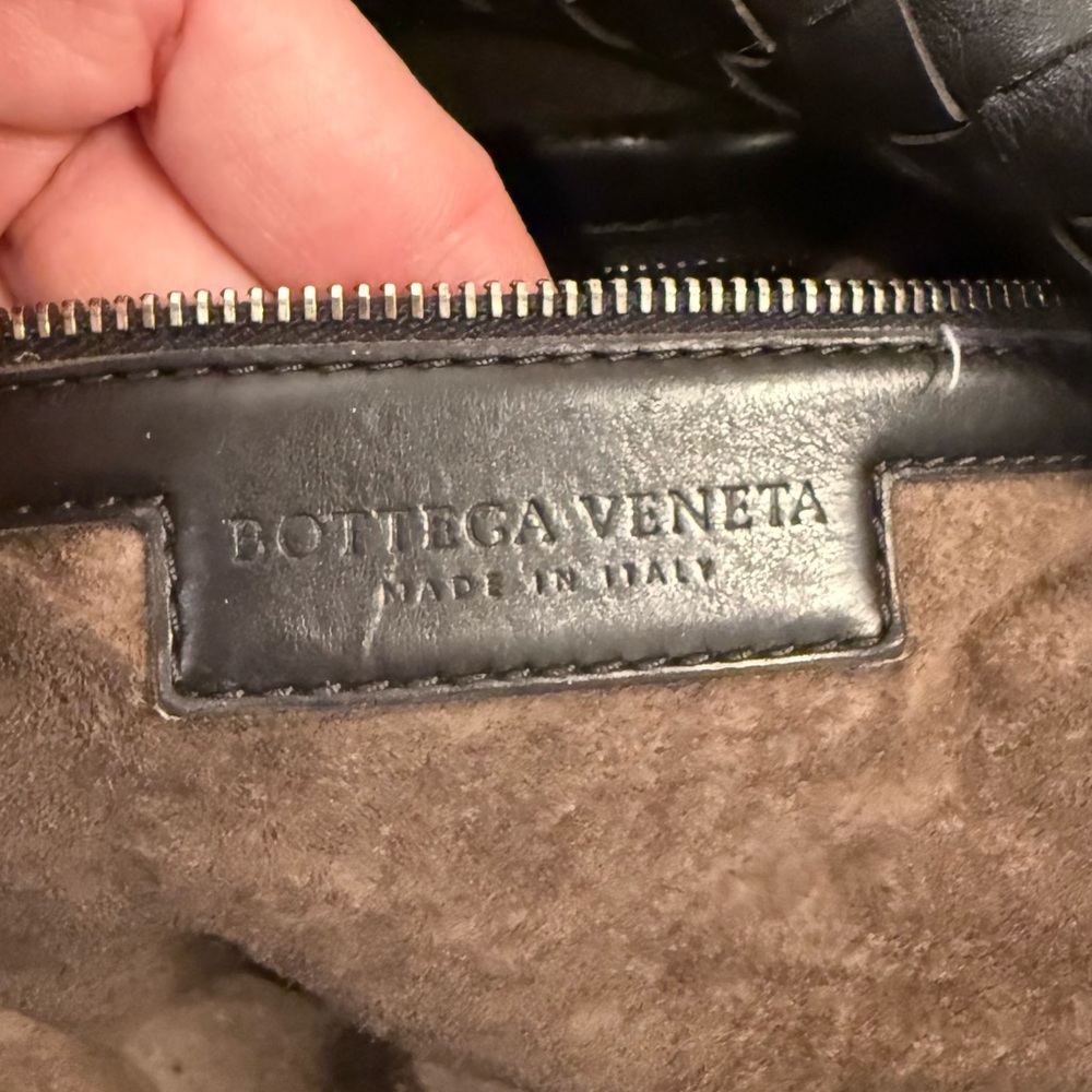 EUC Bottega Veneta Intrecciato Sloane Style Hobo Bag in Brown - Picture 8 of 13
